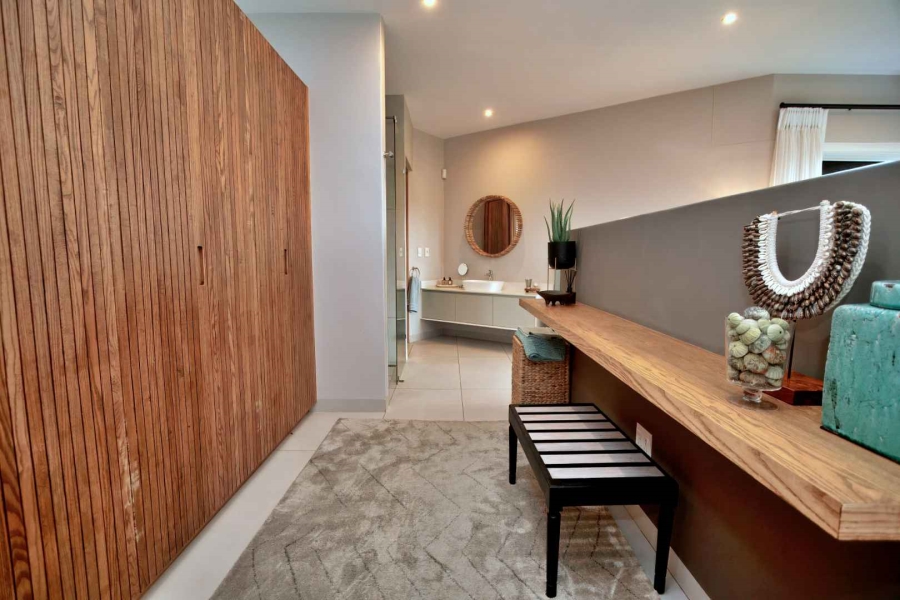 4 Bedroom Property for Sale in Stilbaai Wes Western Cape